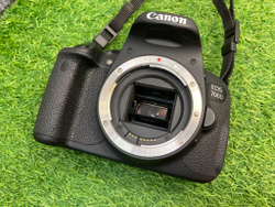 Canon EOS 700D kit 18-55mm IS STM 4.300 кадров