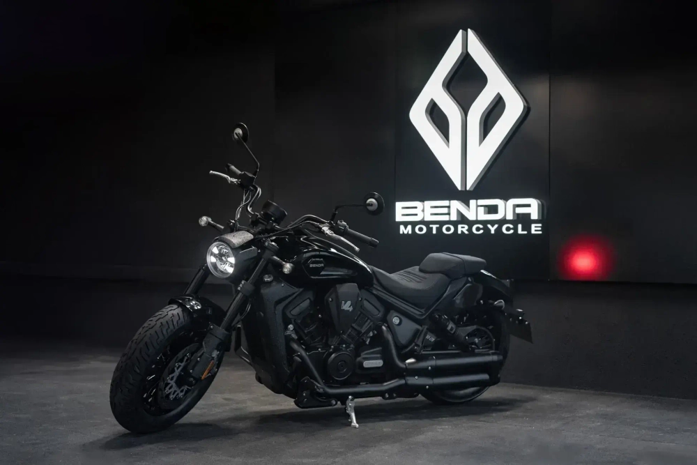 Benda Dark Flag 500 black
