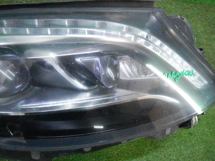Фара правая Mercedes S W222 (2013-2017) LED
