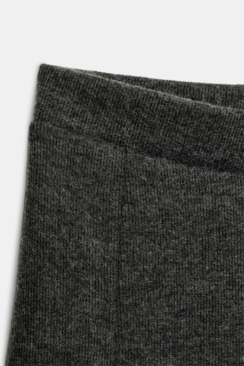 ОБЪЕМНЫЕ БРЮКИ ИЗ МЯГКОЙ ТКАНИ — ZARA