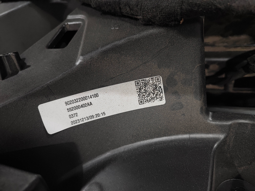 Крышка багажника Exeed RX 23-нв Б/У Оригинал 552000399AADQJ
