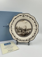 Тарелка Wedgwood «Зелёная лягушка» («View of Beeston Castle»)