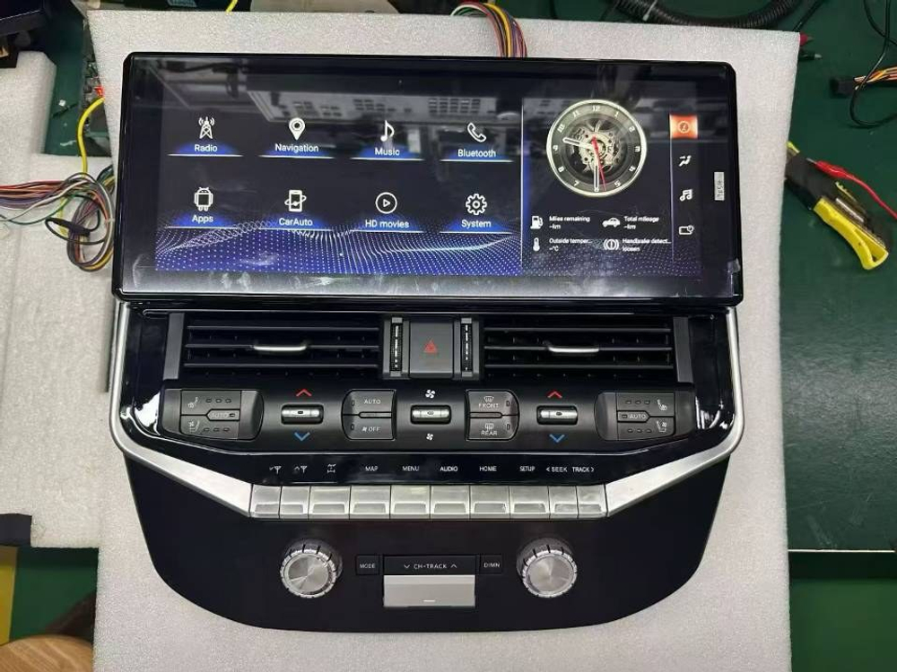 Мультимедийный комплекс для LEXUS LX 470 / TOYOTA Land Cruiser 100 2002-2008 KUBERG ZH-T1606