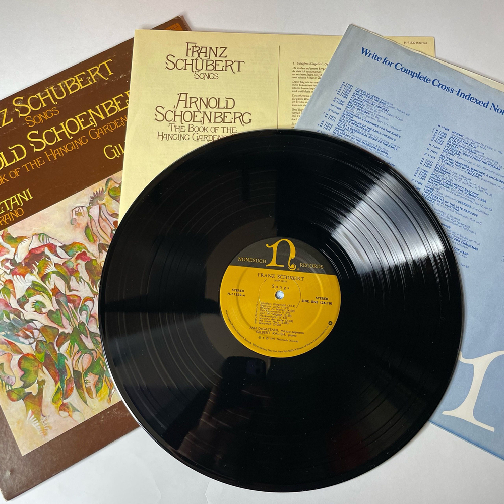 Винтажная виниловая пластинка LP Franz Schubert Шуберт, Arnold Schoenberg, Jan DeGaetani, Gilbert Kalish, Songs / The Book Of The Hanging Gardens, Op. 15 (США 1975)