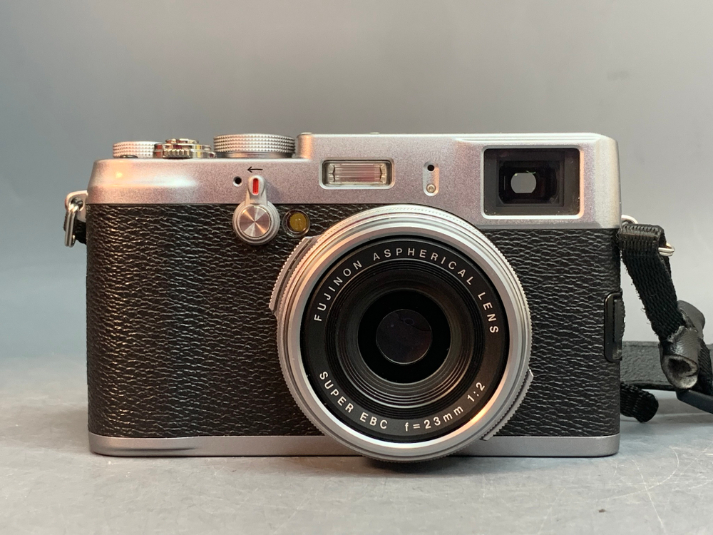 Fujifilm FinePix X100