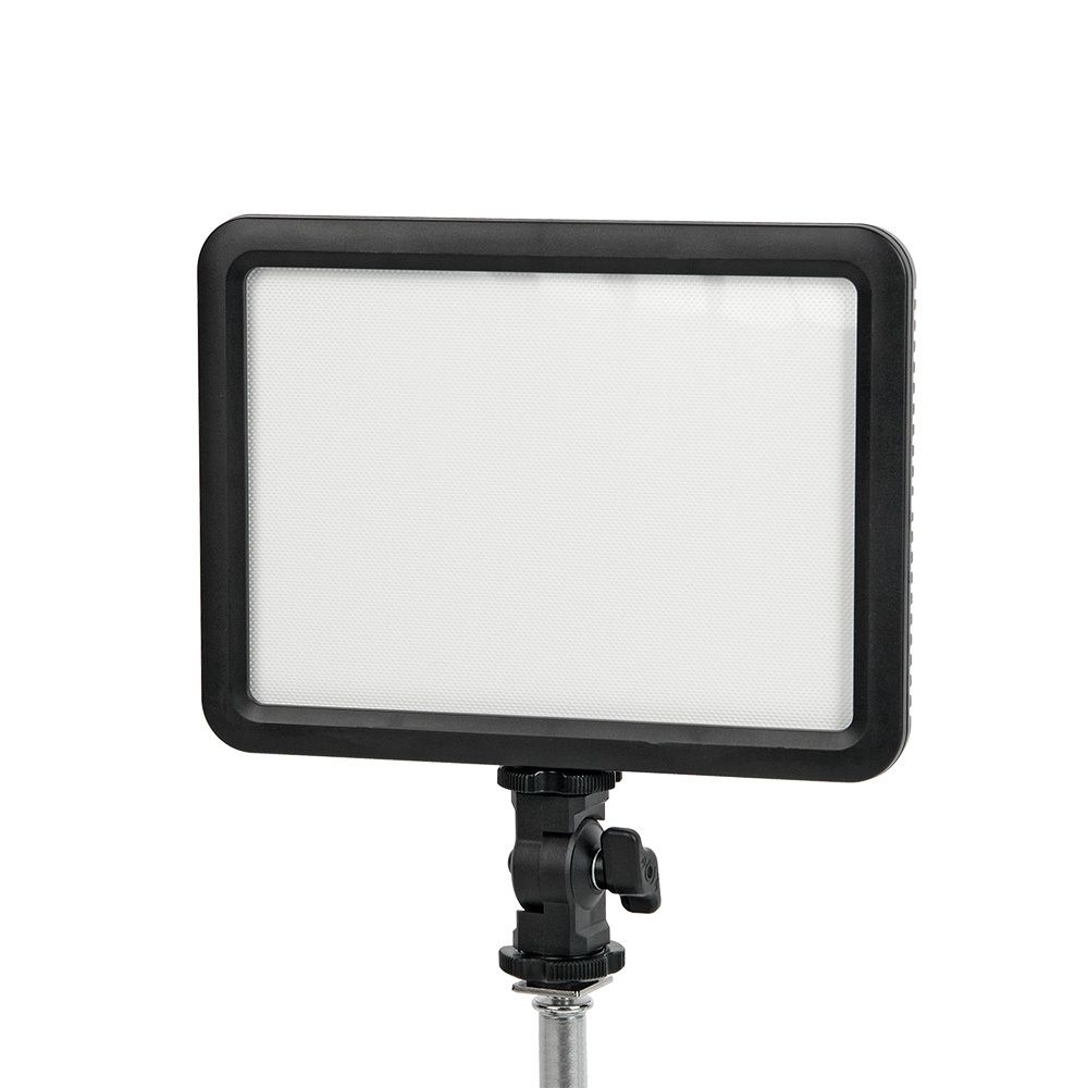Светодиодный осветитель Godox LEDP120C