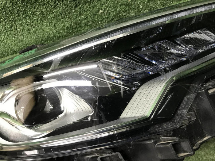Фара правая Hongqi HS5 (2019-н.в.) LED