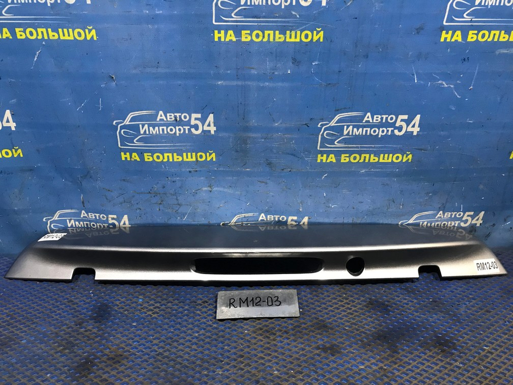 Спойлер NISSAN LIBERTY 2002