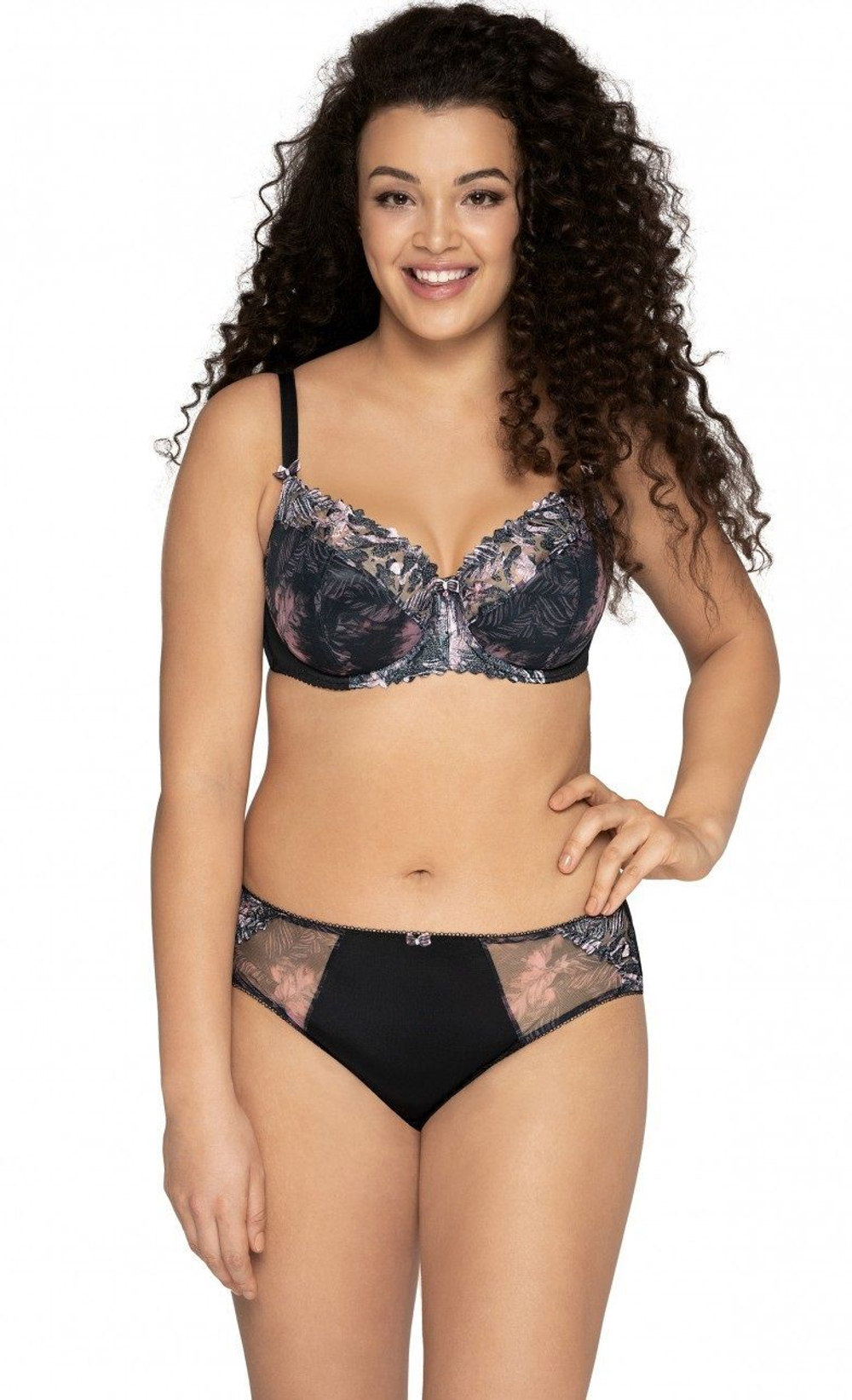 Бюстгальтер plus size на тонком поролоне с трехцветной вышивкой (Размер: 90I) (Цвет: черный)