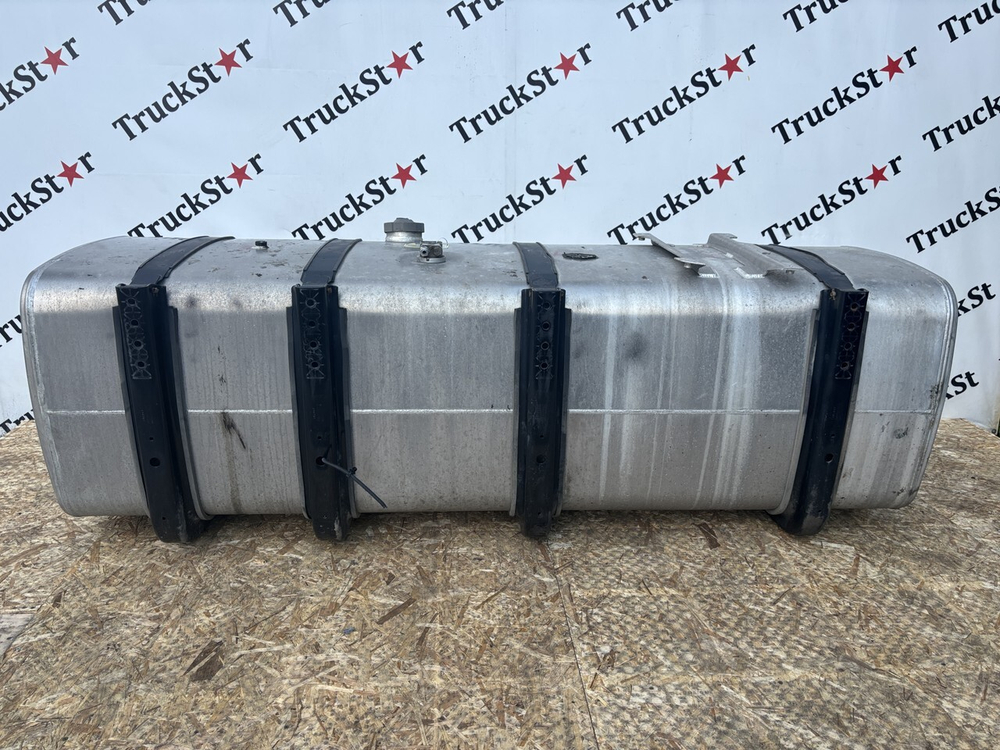 Бак топливный в сборе 700L 2023г.