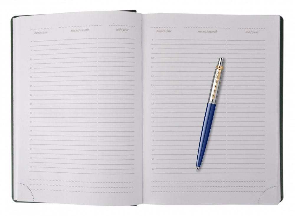 Подарочный набор: Шариковая ручка Parker Jotter K160, цвет: Blue/GT, стержень: M, цвет чернил: blue, в подарочной упаковке и Ежедневник недатированный