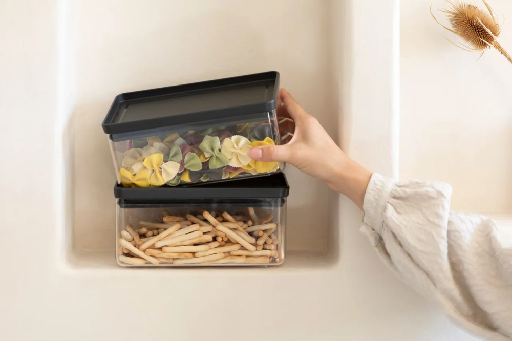 Brabantia Контейнер Tasty 22x11.2x10.6cm 1.5l темно-серый EAN 8710755229923