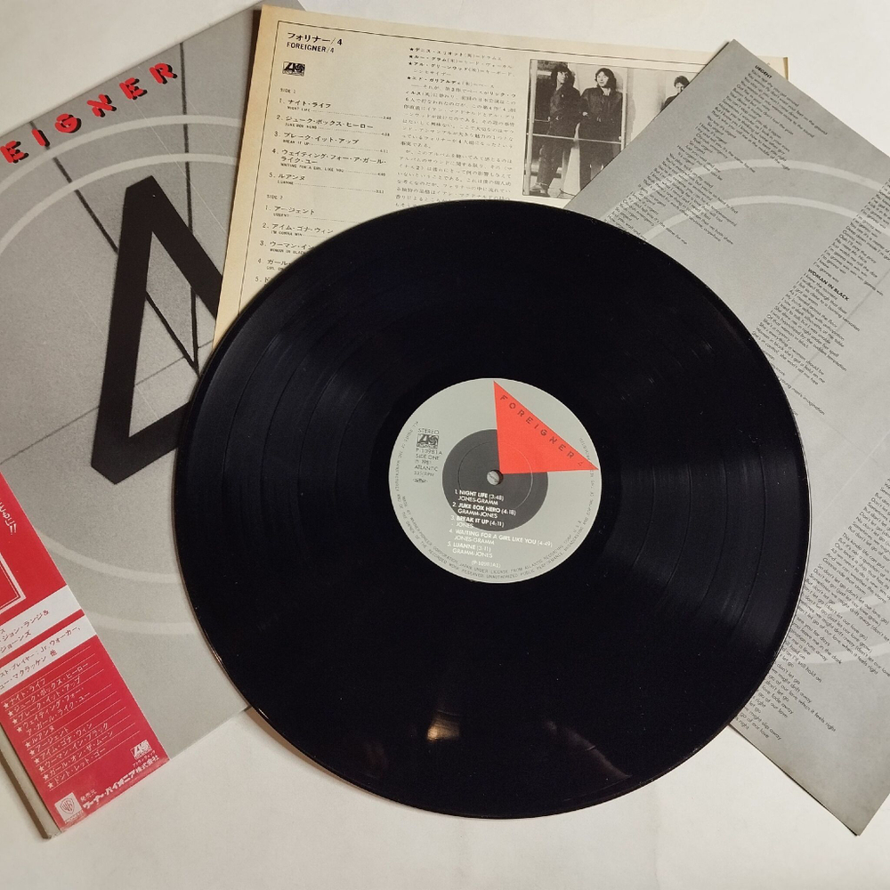 Винтажная виниловая пластинка LP Foreigner 4 (Japan 1981) (Obi Copy) Juke Box Hero