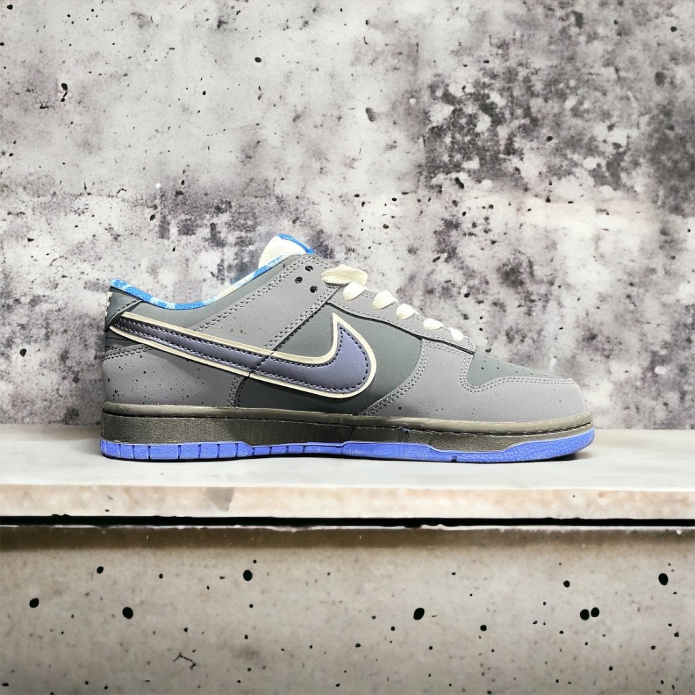 Nike SB Dunk Low • Lobster Blue