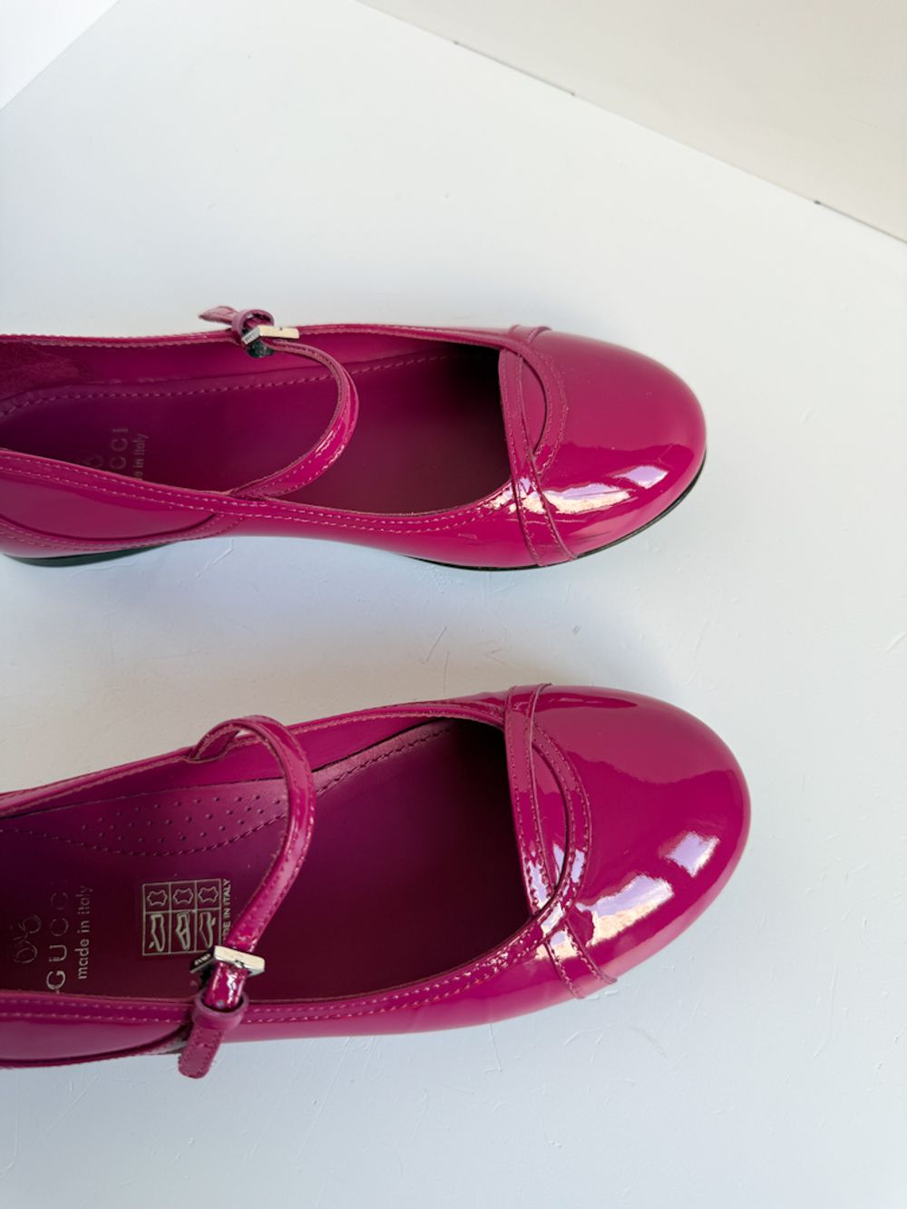 Лаковые туфли Gucci, 33