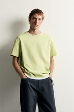 ФУТБОЛКА RELAXED FIT С КОНТРАСТНЫМИ ДЕТАЛЯМИ — ZARA