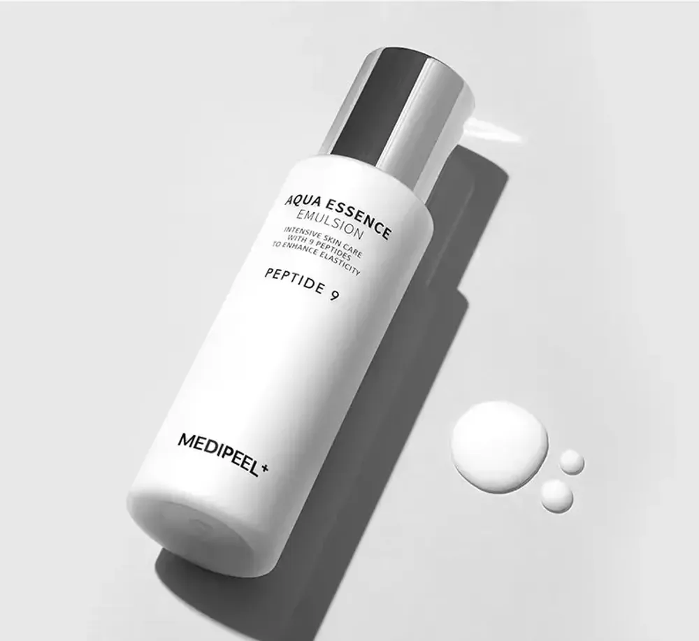 Эмульсия с пептидами для эластичности кожи MEDIPEEL Peptide 9 Aqua Essence Emulsion, 250 мл