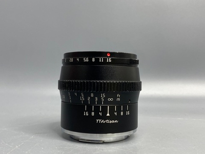TTArtisan APS-C 50mm f/1.2