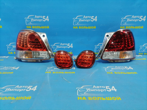 Стоп левый TOYOTA ARISTO 2000-2004