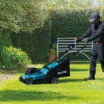 Газонокосилка роторная Makita LM003GZ 740Вт