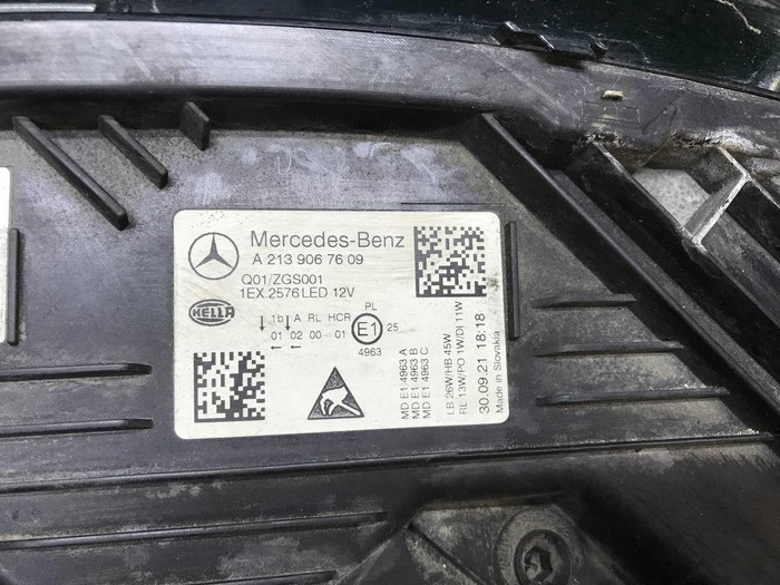 Битая Фара правая Mercedes E W213 (2020-2023) LED