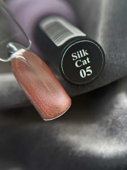 SoLa Гель-лак Silk Cat 05 Кошачий глаз, 10мл