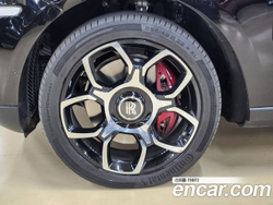 Rolls-Royce Cullinan 6.7 V12 Black Badge — 2023