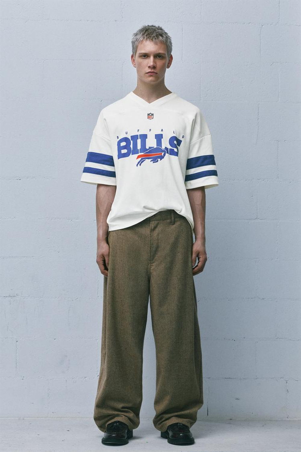 PULL&BEAR Футболка с логотипом NFL Buffalo Bills, белый