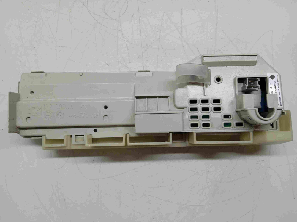 ZWO3104 кт273 Электронный модуль стиральной машины Zanussi ZWO3104 б/у