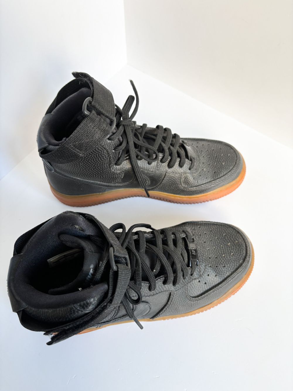 Кожаные кроссовки Nike, 36
