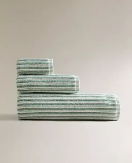 ZARA HOME БАННОЕ ПОЛОТЕНЦЕ ИЗ РЕЛЬЕФНОЙ ТКАНИ В РАЗНОЦВЕТНУЮ ПОЛОСКУ, ЭКРЮ/ЗЕЛЕНЫЙ