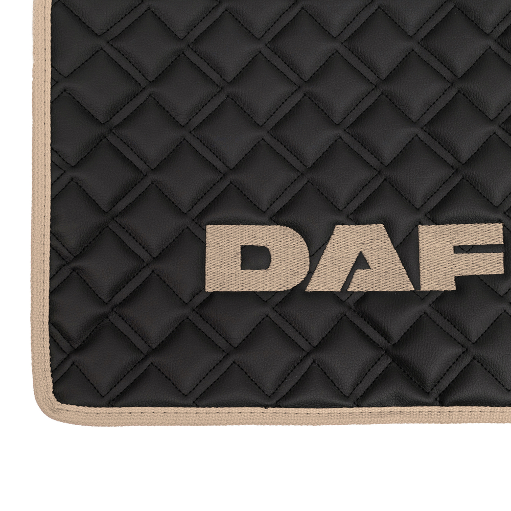 Ковры Daf XF-106 (автомат) (экокожа, черный, бежевый кант, бежевая вышивка)