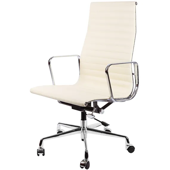 Культовое офисное кресло Eames Ribbed EA 119 из кремовой кожи с хромированным каркасом | Купить в Hallberg.ru