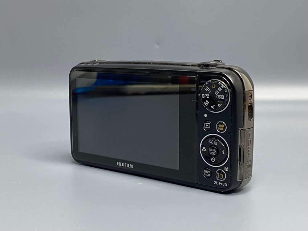 Fujifilm FinePix REAL 3D W3