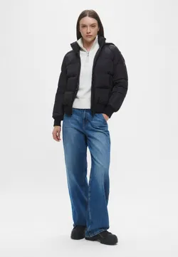 Пуховик  женский ARMANI EXCHANGE