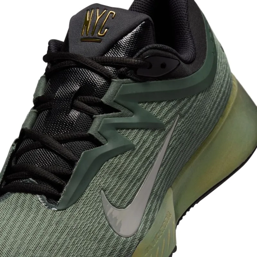 Мужские кроссовки теннисные Nike Zoom Vapor Pro 3 Clay Premium - camo green/pure platinum/metallic gold