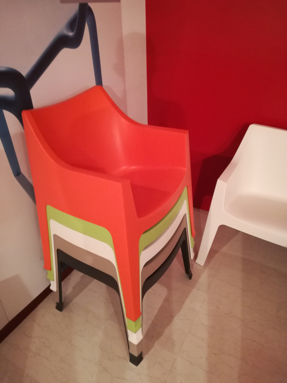 Кресло пластиковое Scab Design Coccolona, тортора