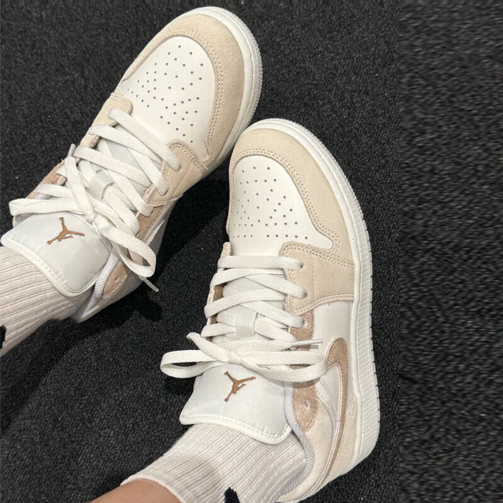 Jordan 1 Low SE Legend Light Brown GS