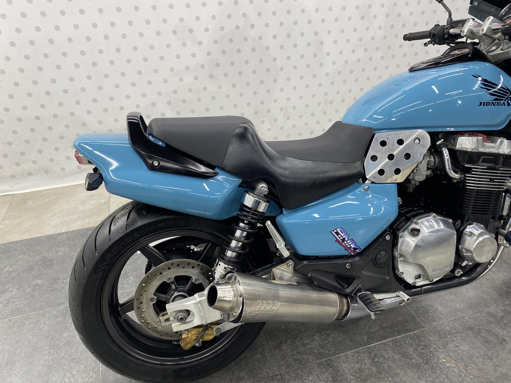 Honda X4 1998