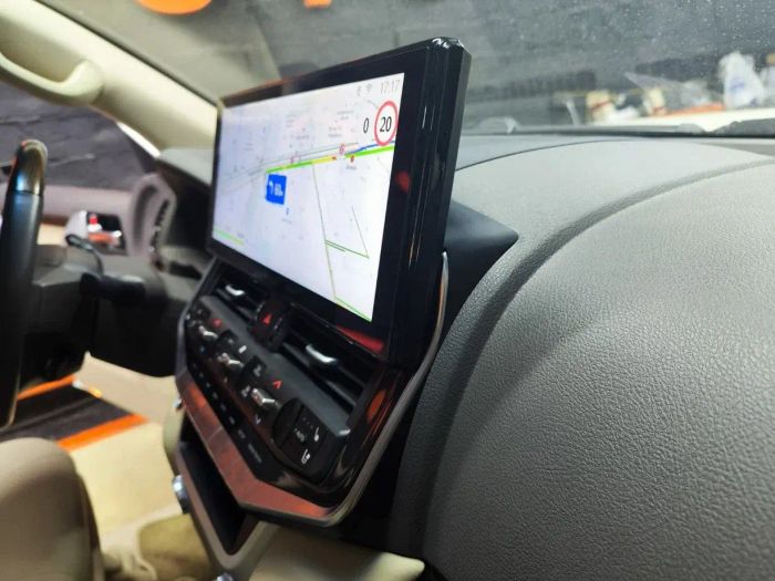 Магнитола для Toyota Land Cruiser 200 2015-2021 (низкая комплектация) - Kuberg NH-T1603 на Android 10, Быстрая, 4G SIM-слот, CarPlay