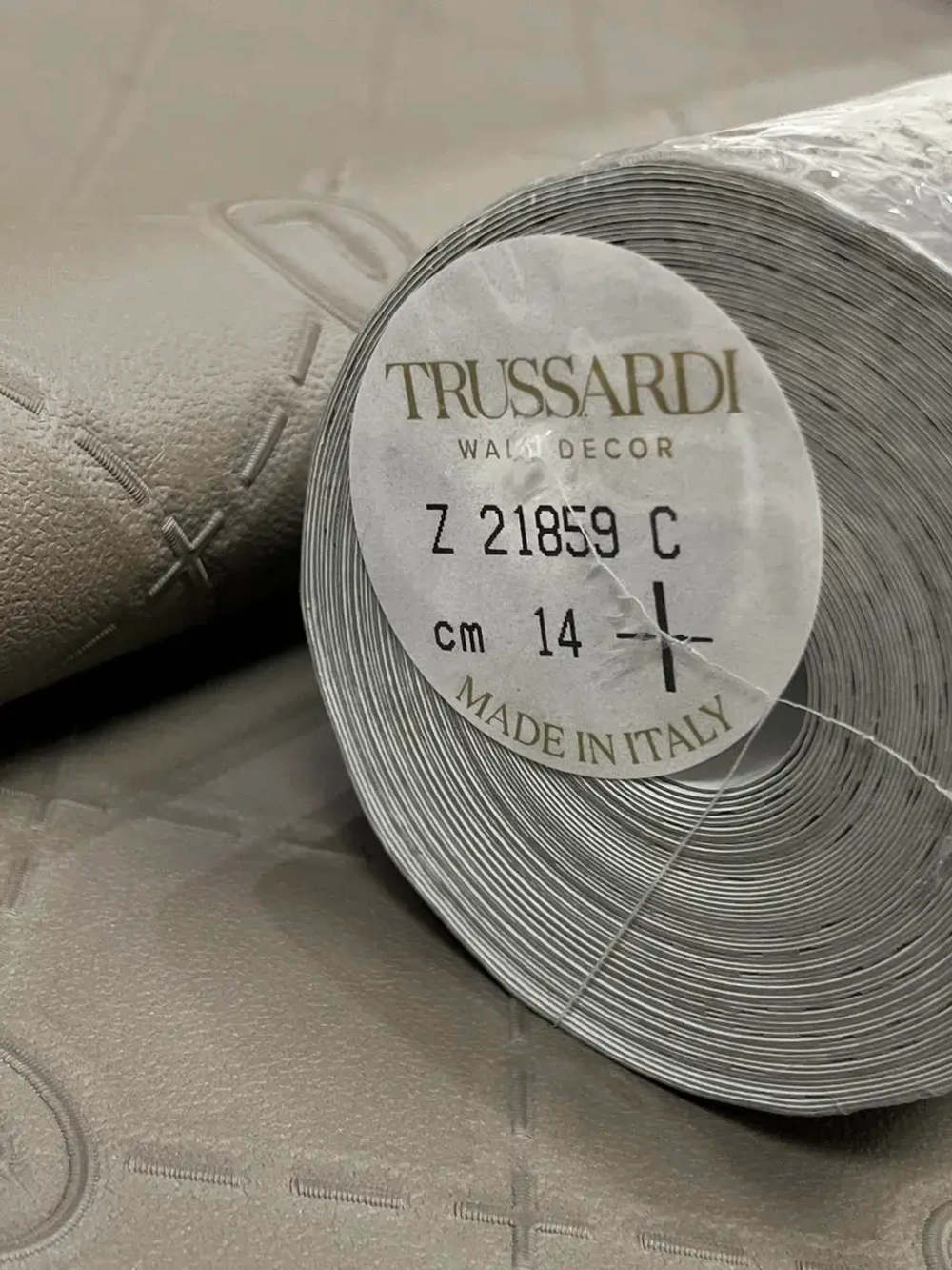 Обои флизелиновые 21859 Trussardi V Италия