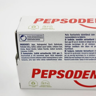 Зубная паста Pepsodent Xylitol Фторсодержащая (2x50) 100 мл 2 шт (Из Финляндии)