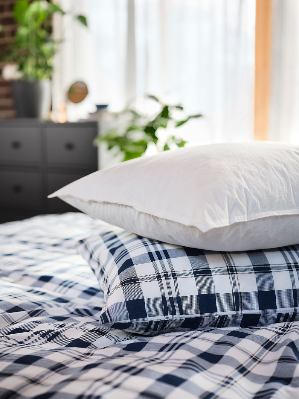 Подушка высокая IKEA LUNDTRAV (ЛУНДТРАВ), Белый, 50х80 см