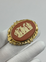 Брошь Wedgwood терракотовая