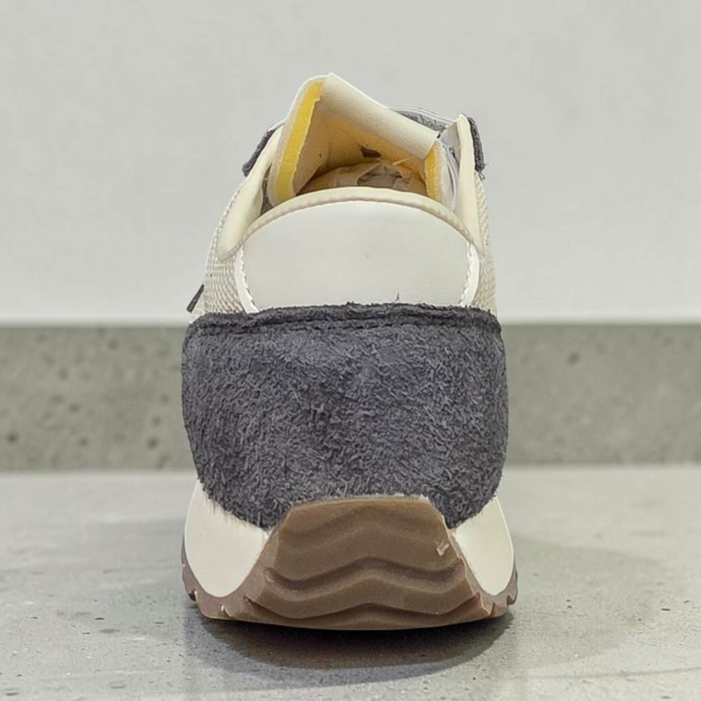 New Balance 471 • Cream Gray