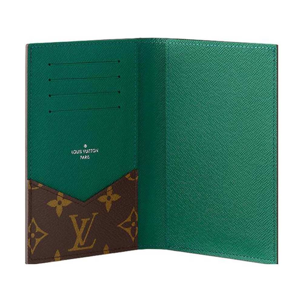 LOUIS VUITTON Passport Cover Colormania Green