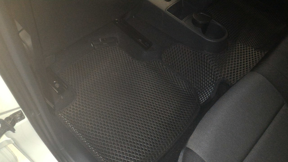 Автоковрики для Skoda Rapid (2013-2020)