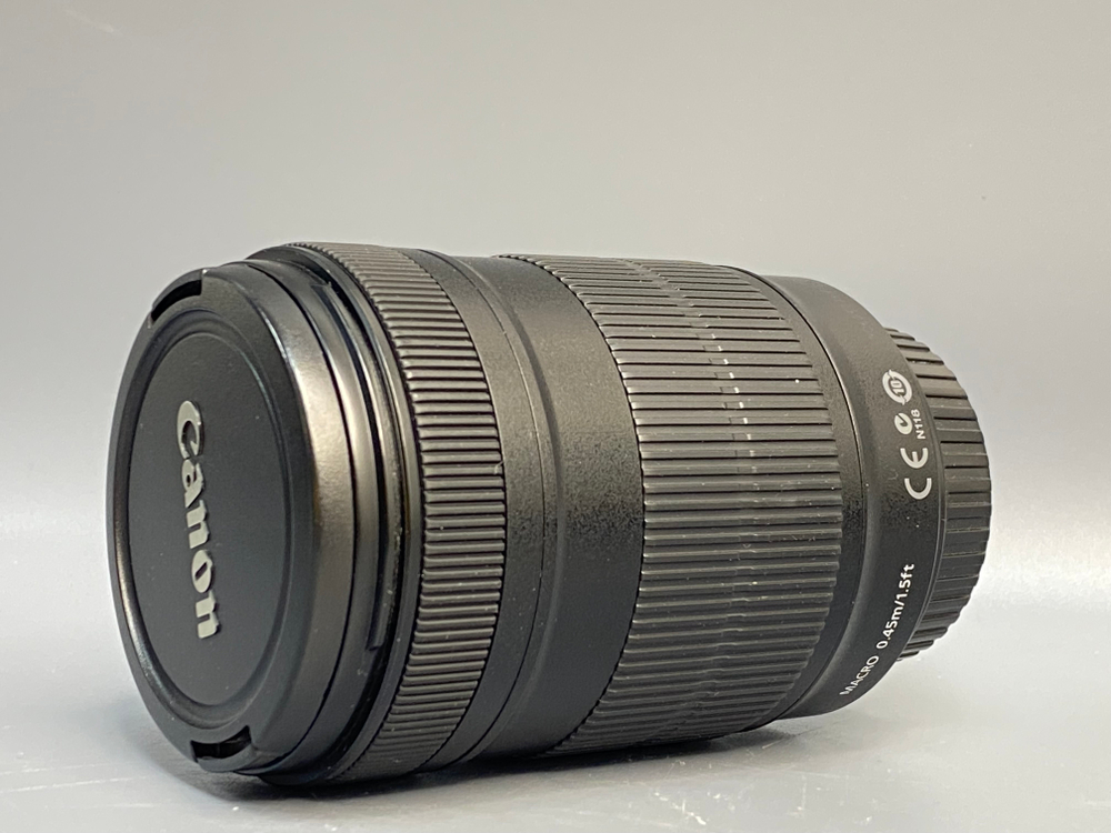 Canon EF-S 18-135mm 3.5-5.6 IS