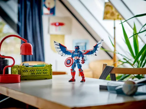 Конструктор LEGO Marvel 76296 Новая строительная фигура: Капитана Америки
