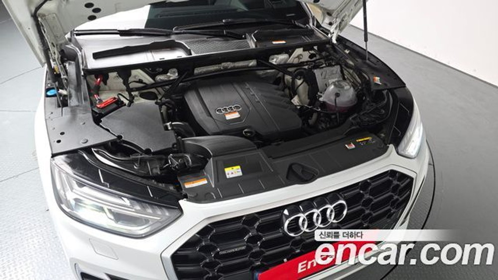 Audi Q5 45 TFSI Quattro Premium — 2021